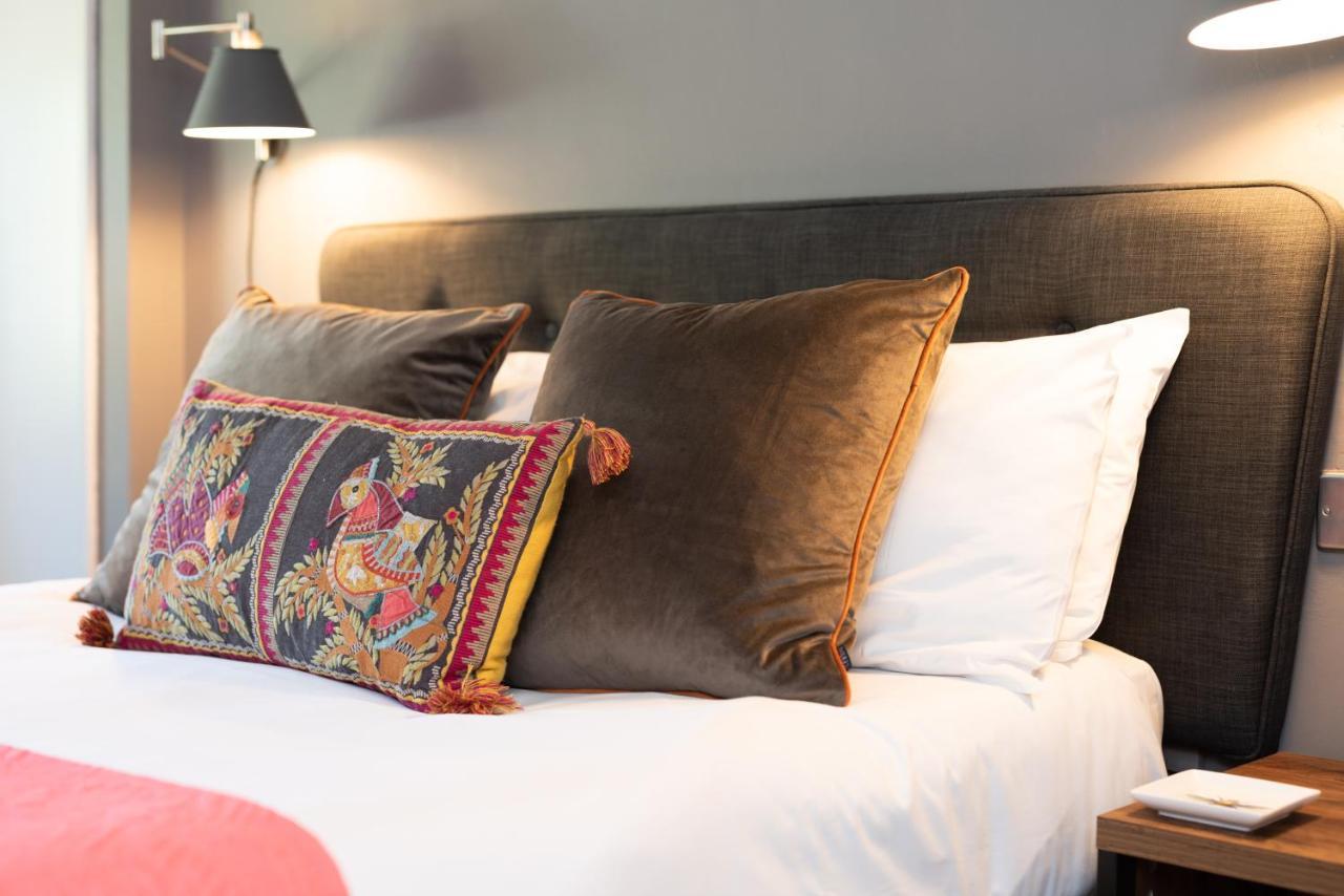 Jersey Arms Hotel Bicester Buitenkant foto