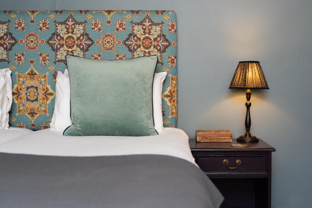Jersey Arms Hotel Bicester Buitenkant foto