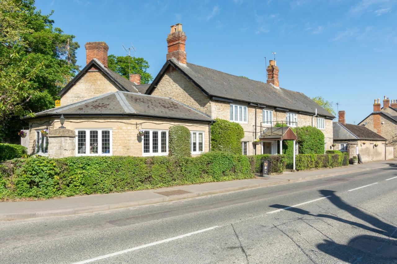 Jersey Arms Hotel Bicester Buitenkant foto