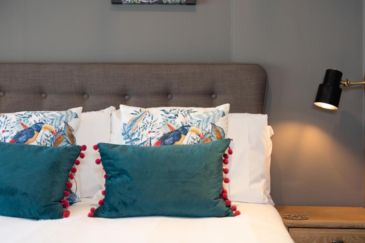 Jersey Arms Hotel Bicester Buitenkant foto