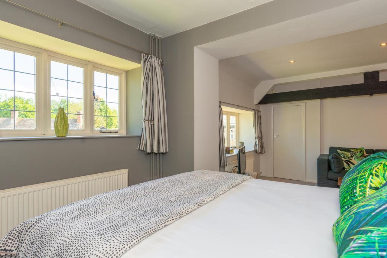 Jersey Arms Hotel Bicester Buitenkant foto