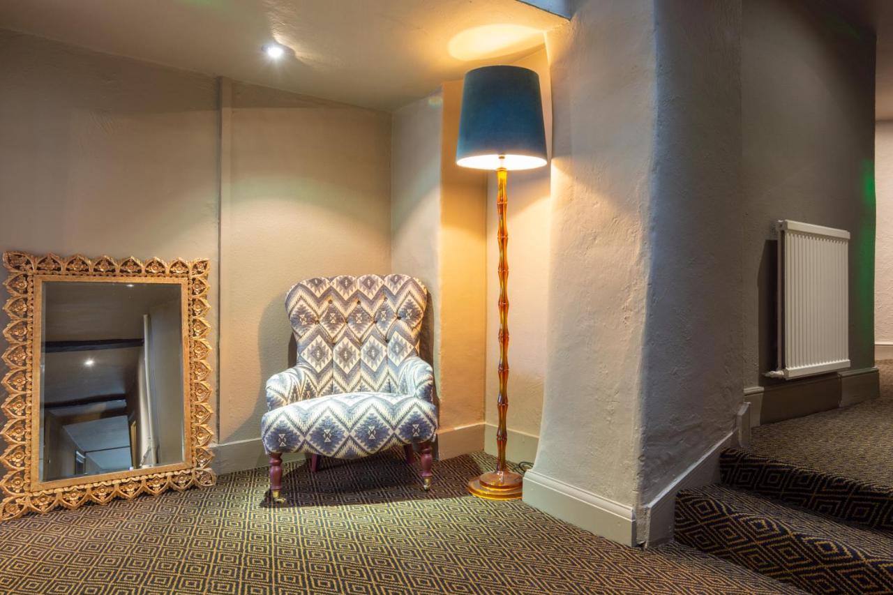 Jersey Arms Hotel Bicester Buitenkant foto