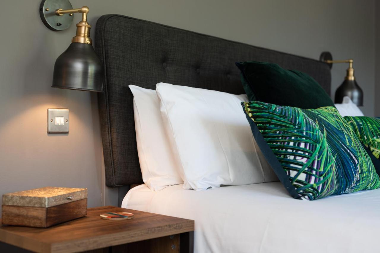 Jersey Arms Hotel Bicester Buitenkant foto